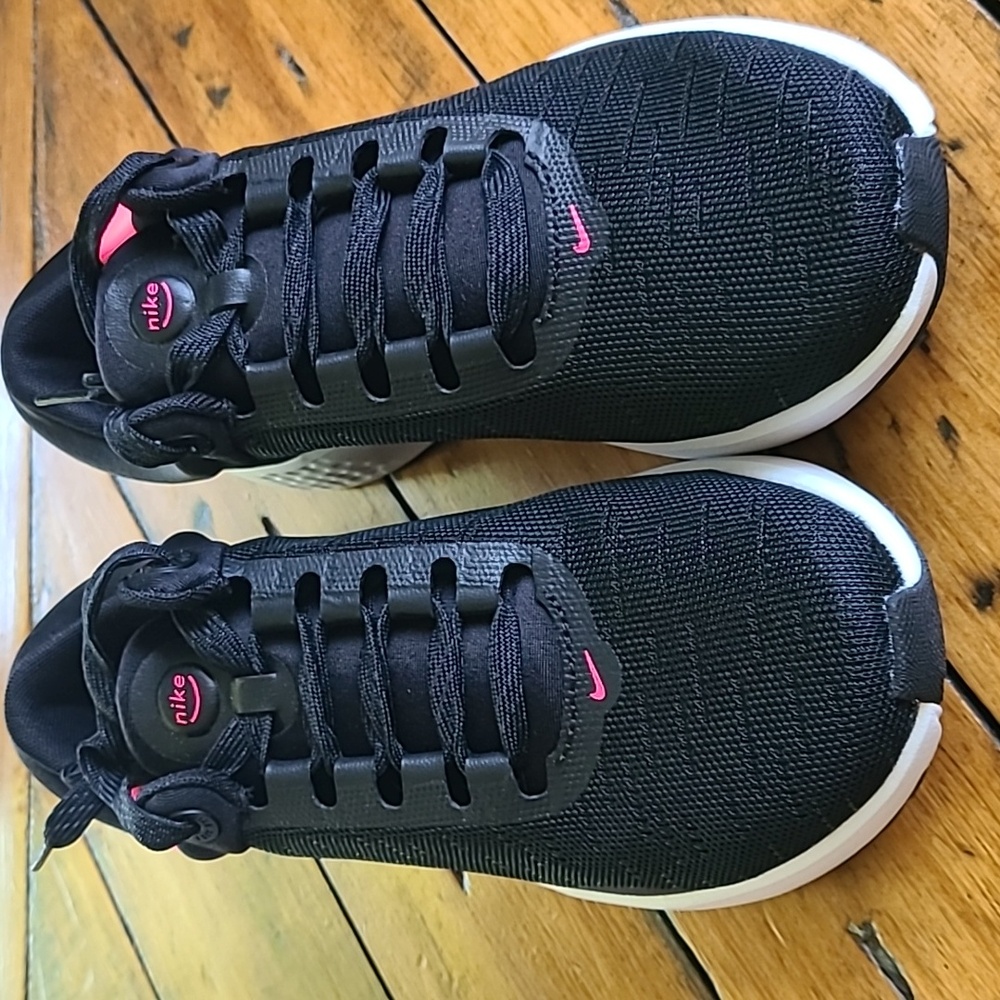 Nike Renew Serenity Run